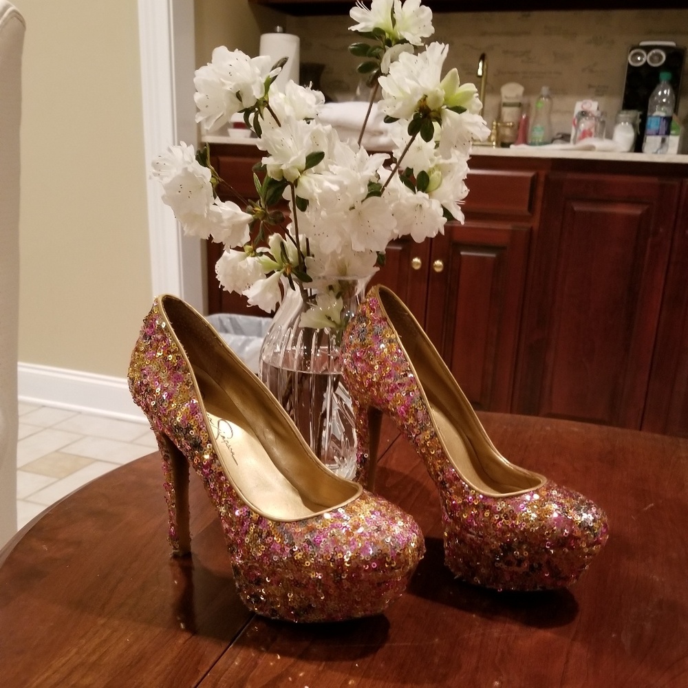 JESSICA SIMPSON PLATFORM SEQUENCE HEELS